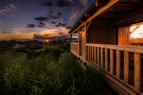Miners Cabin #4 - One Queen Bed - Private Balcony with Views